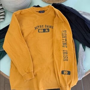 Jansport Vintage USA made Mustard Yellow Crewneck Tee 💯 cotton